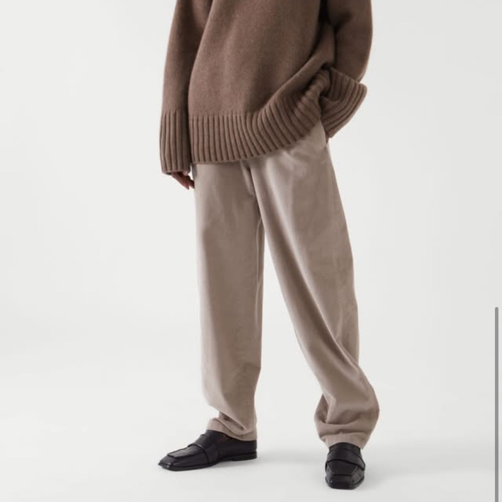 COS
Relaxed-Fit Corduroy Trousers Europe 36 US 6 color tan organic cotton - Picture 3 of 14